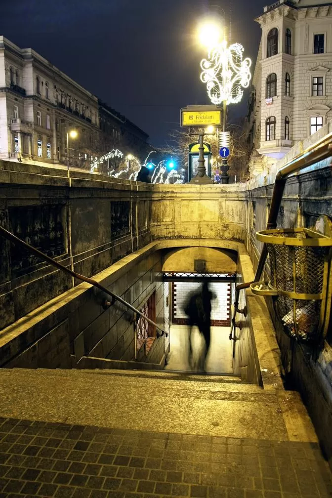 Metro nedgang ved operahuset!